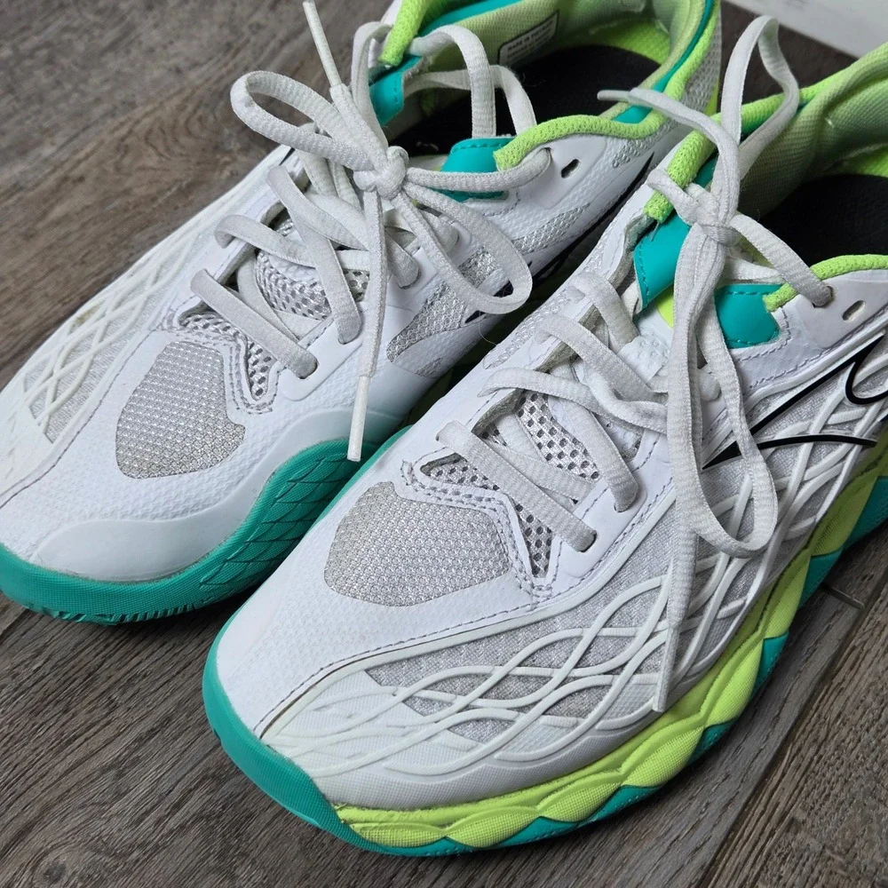 Mizuno Wave Running Shoes Womens 6.5 White‎ Green Teal Athletic Trainer